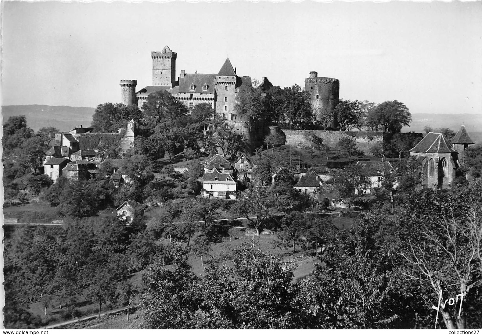 46-SAINT-CERE- CASTELNAU- LE CHATEAU XI XVe  S - Saint-Céré