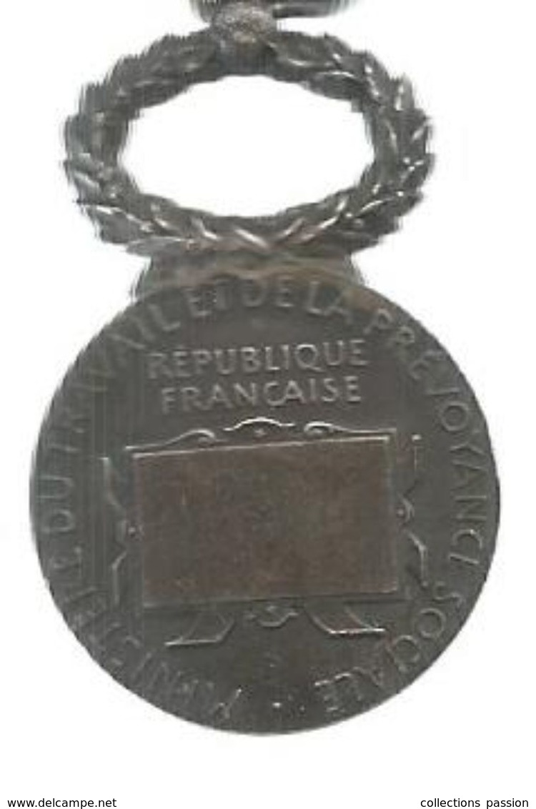 Médaille , Argent ,SOCIETE DES SECOURS MUTUELS , Ministère Du Travail.... 4 Scans, Frais Fr 2.85 E - Professionnels / De Société