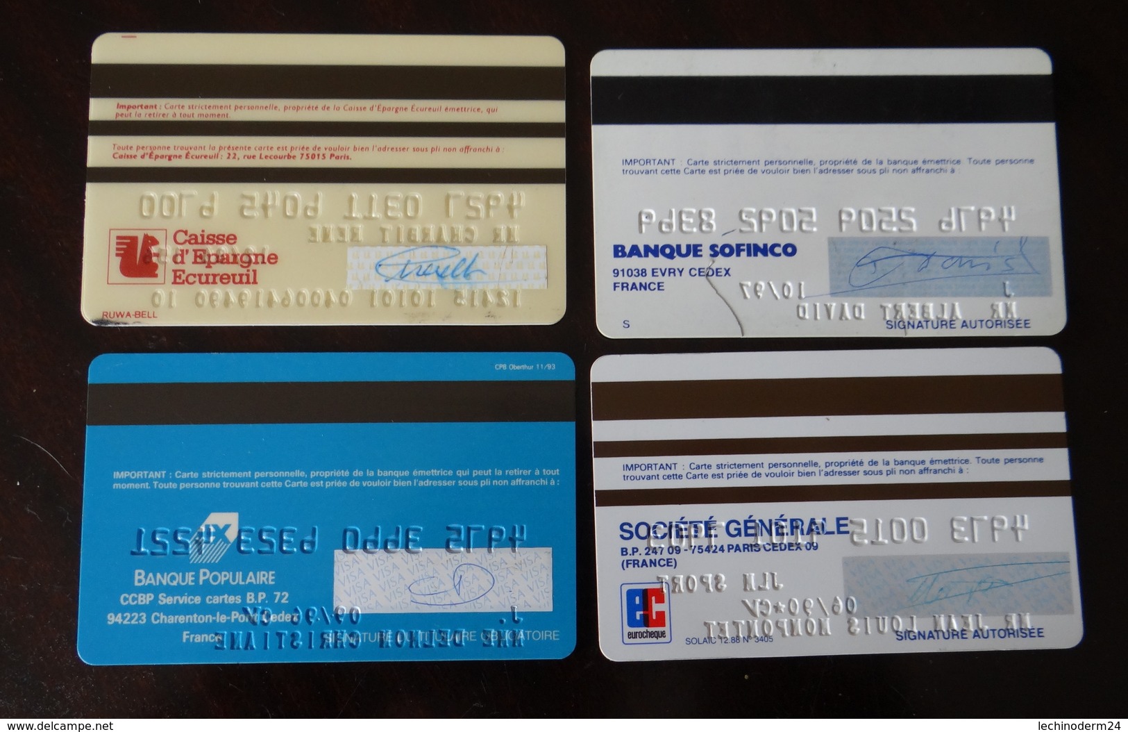 Lot De 4 Cartes Bancaires Banques Diverses - Cartes Bancaires Jetables