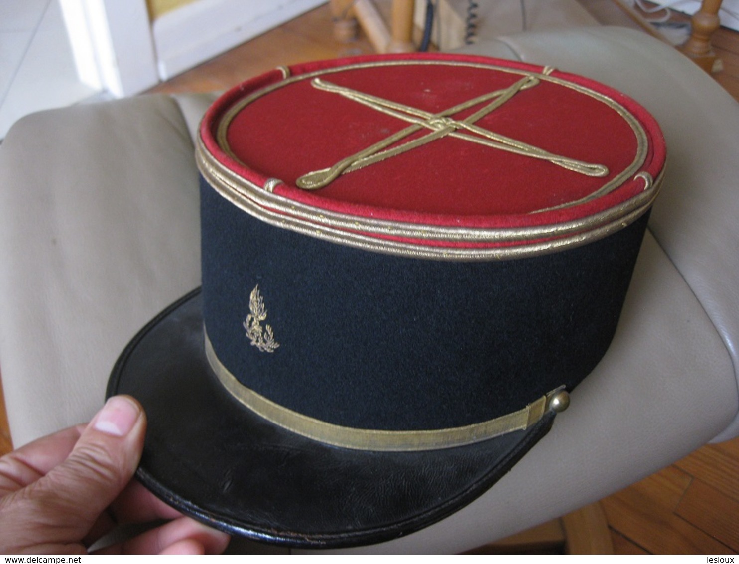 K224 KEPI OFFICIER LIEUTENANT A IDENTIFIER CHAPELIER BOIS BESANCON - Headpieces, Headdresses