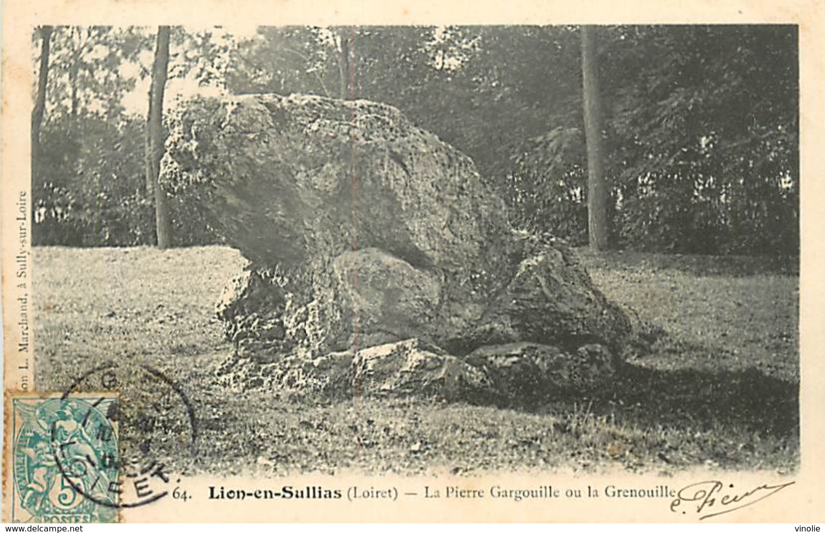 PIE-T-18-1204 : LION-EN-SULLIAS. LA PIERRE GARGOUILLE OU LA GRENOUILLE. MEGALITHE ? - Dolmen & Menhirs
