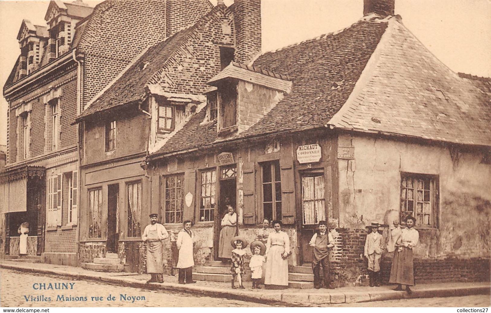 02-CHAUNY- VIEILLES MAISONS RUE DE NOYON - Chauny