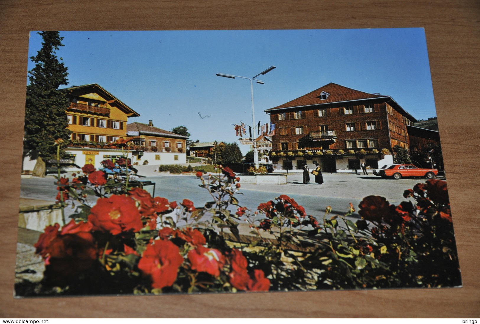 2210- Hittisau, Dorfplatz - Bregenzerwaldorte