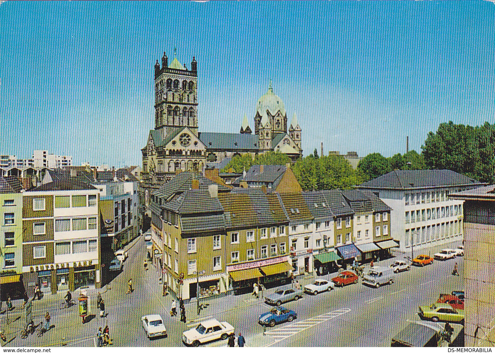 Neuss Am Rhein - Markt - Porsche - Neuss