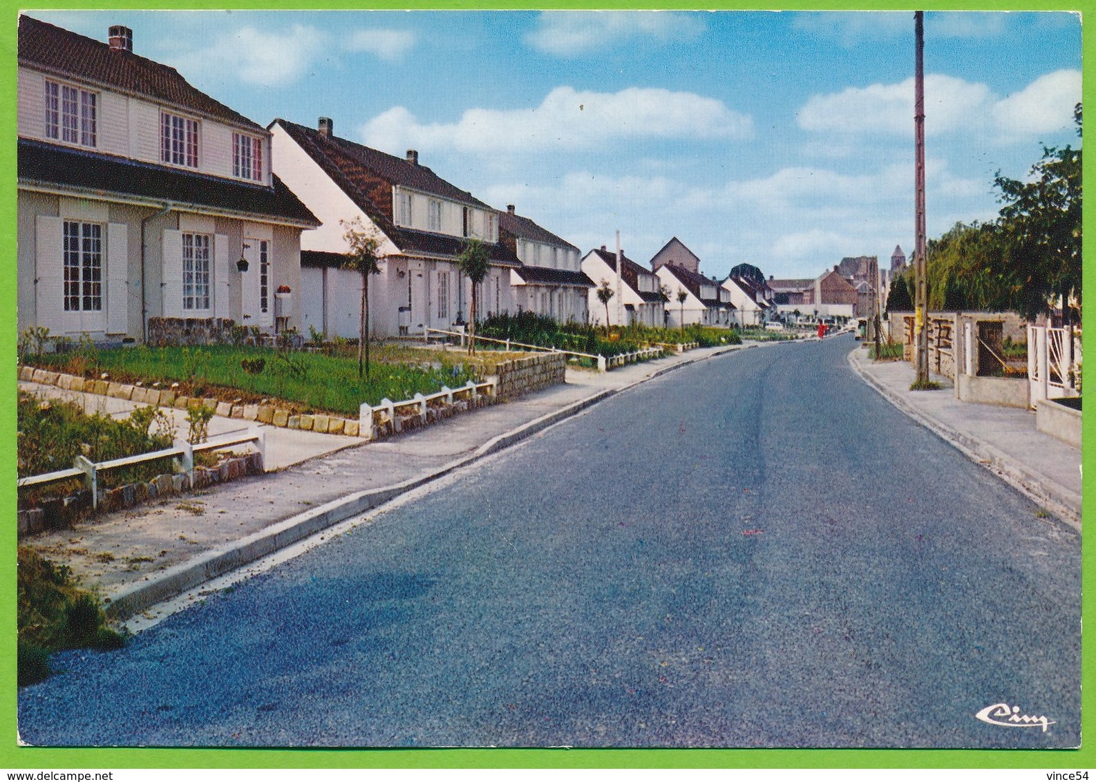 ST-OUEN - Rue Ambroise-Croizat - Saint Ouen