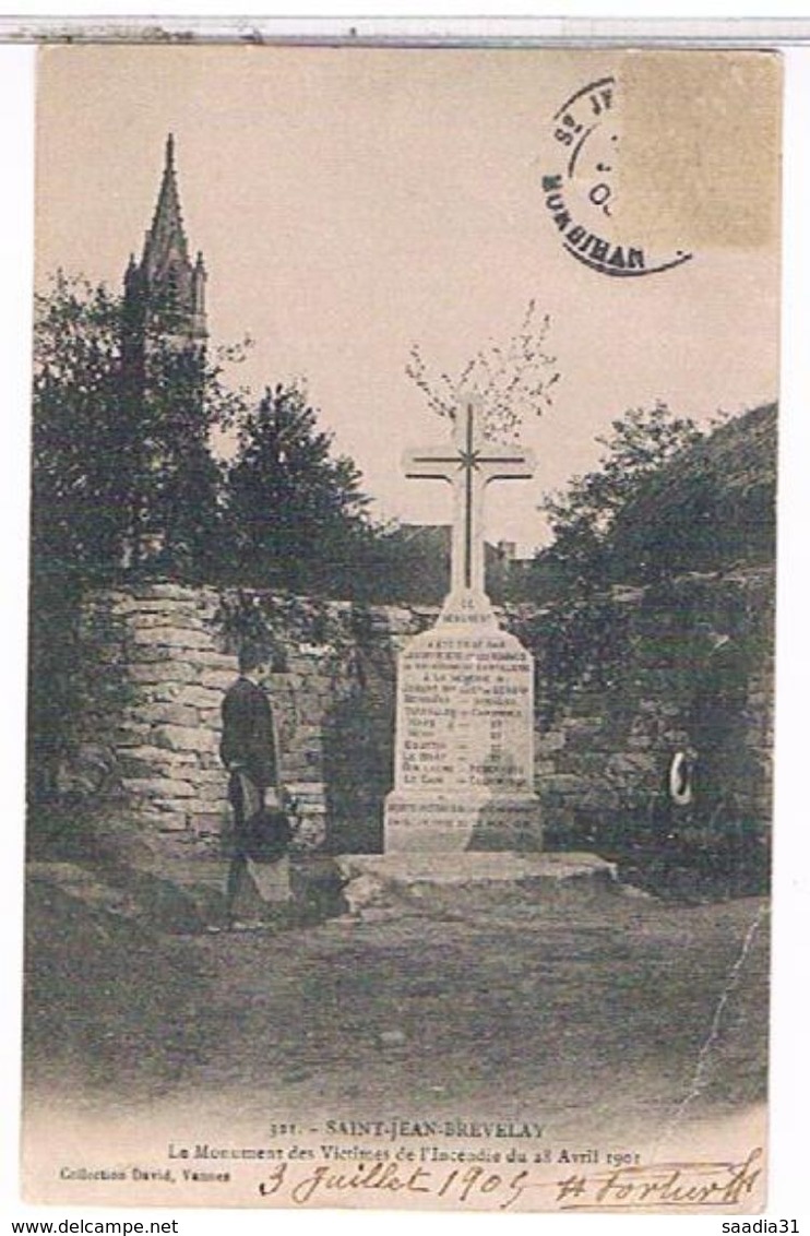 56   SAINT  JEAN  BREVELAY  LE MONUMENT  DES  VICTIMES  DE L' INCENDIE  DU  28  AVRIL  1901 1Z600 - Saint Jean Brevelay