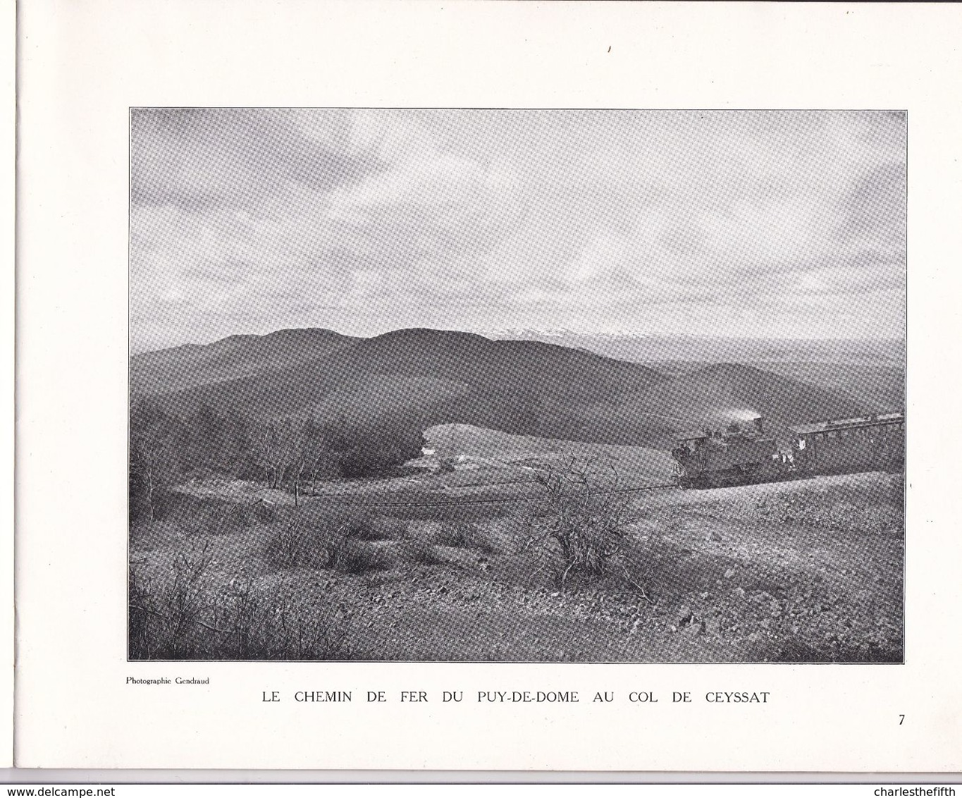 VERS 1930 - BROCHURE TOURISTIQUE ** PUY DE DOME ** Et VILLAGES AUTOUR - 30 PAGES ! RARE - Dépliants Touristiques