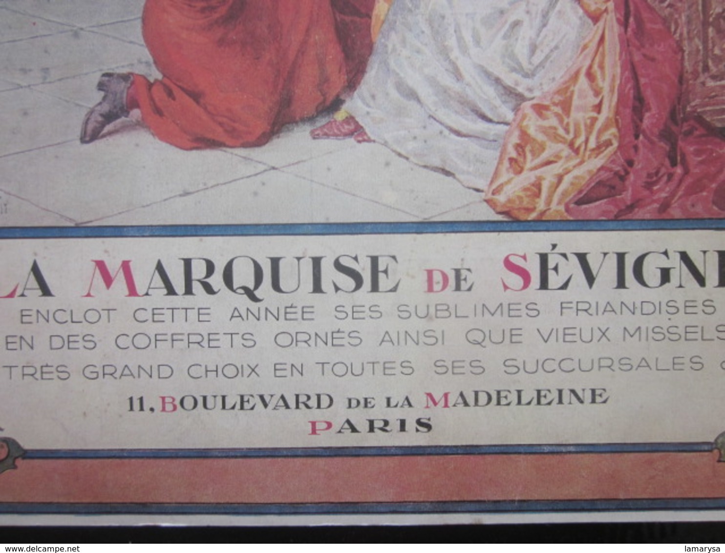 BOUTIQUE DE LA MARQUISE DE SÉVIGNÉ 11bd MADELEINE PARIS-CHOCOLAT FRIANDISES-COFFRETS ORNÉS-ANCIENNE AFFICHE PUBLICITAIRE - Targhe Di Cartone