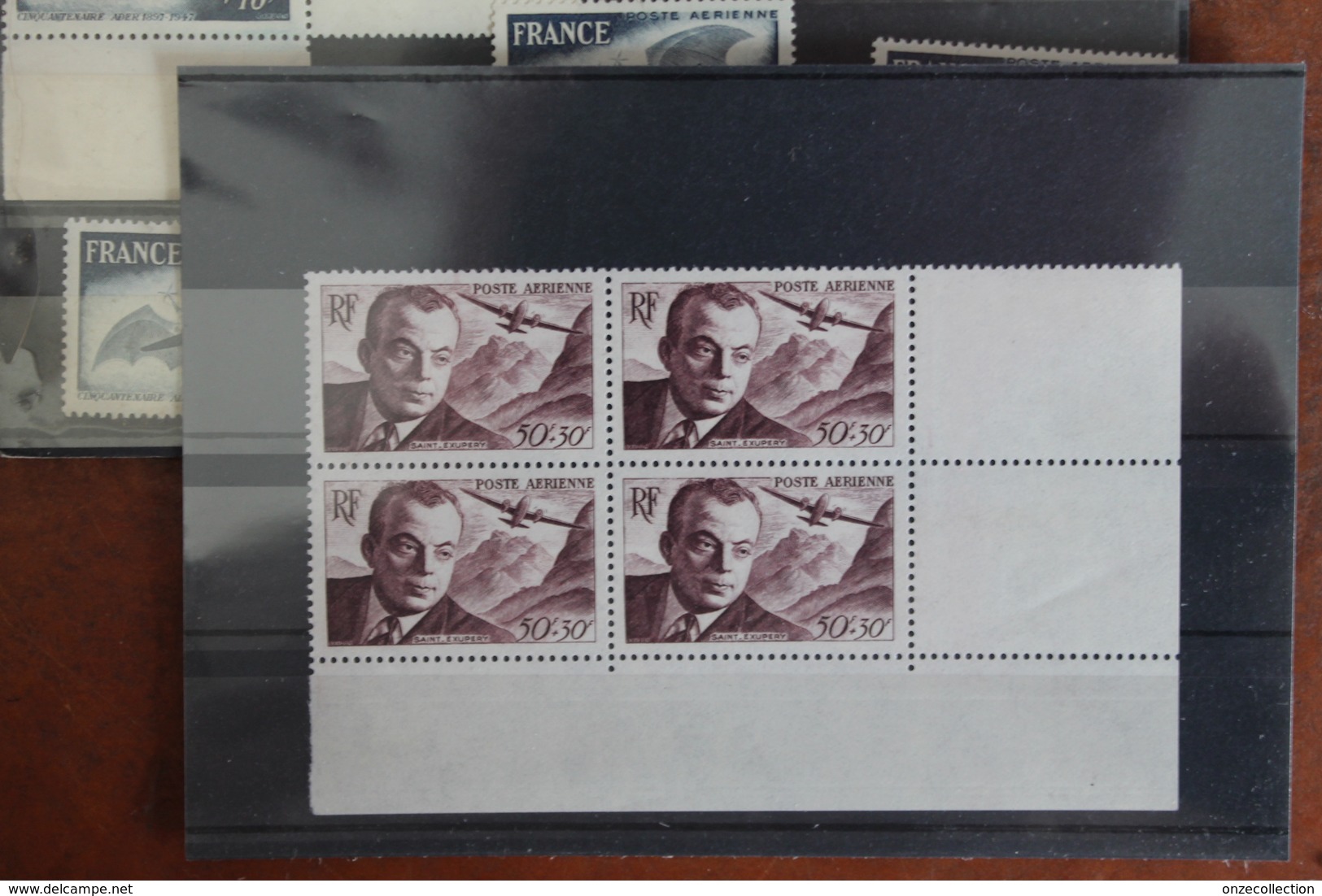 1947   ANTOINE  DE  SAINT  EXUPERY  EN  BLOC  DE  4       FRAICHEUR  POSTALE - Neufs