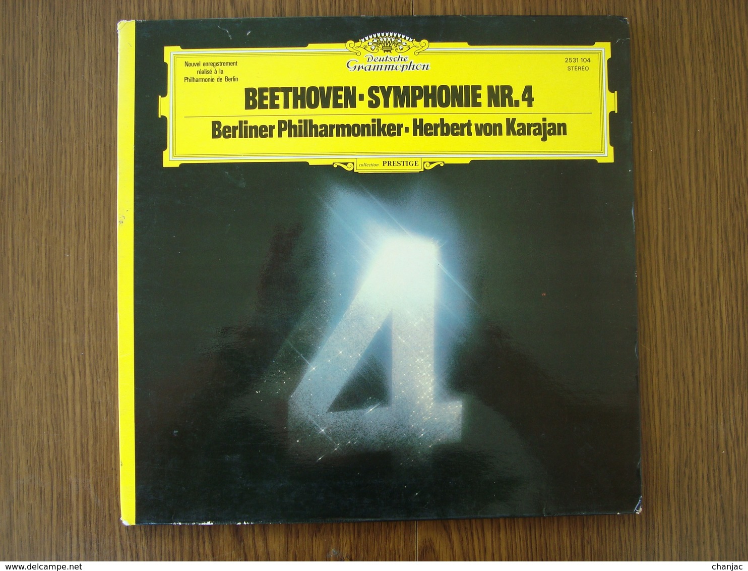 33 Tours: BEETHOVEN - SYMPHONIE NR.4 - Berliner Philharmoniker - H. VON KARAJAN - Deutsche Grammophon 2531 104 Stéréo - Classique