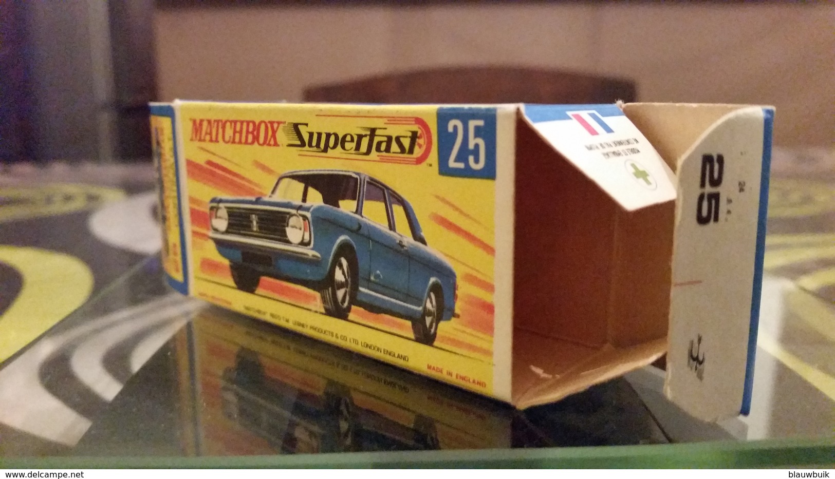 Matchbox 25d Ford Cortina Mk 2 MIB