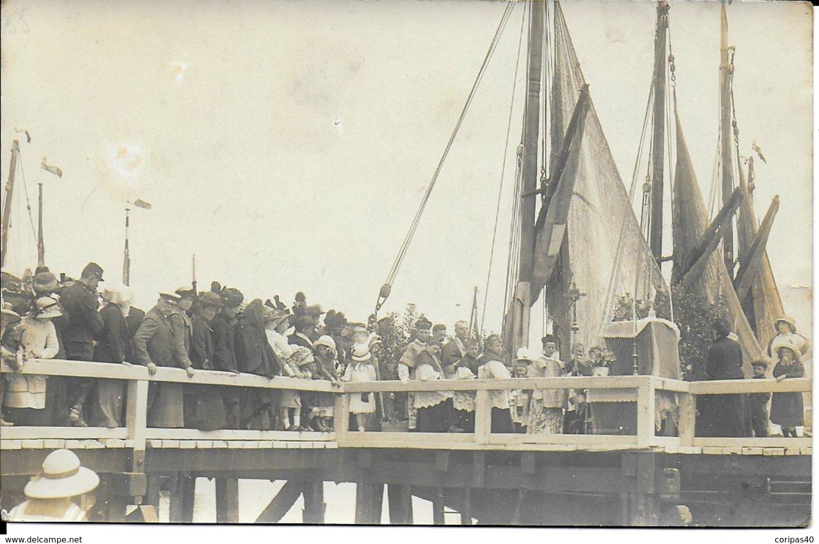 Photo Cpa Bénédiction De La Mer Le Crotoy -Somme- Voir Dos - Autres & Non Classés