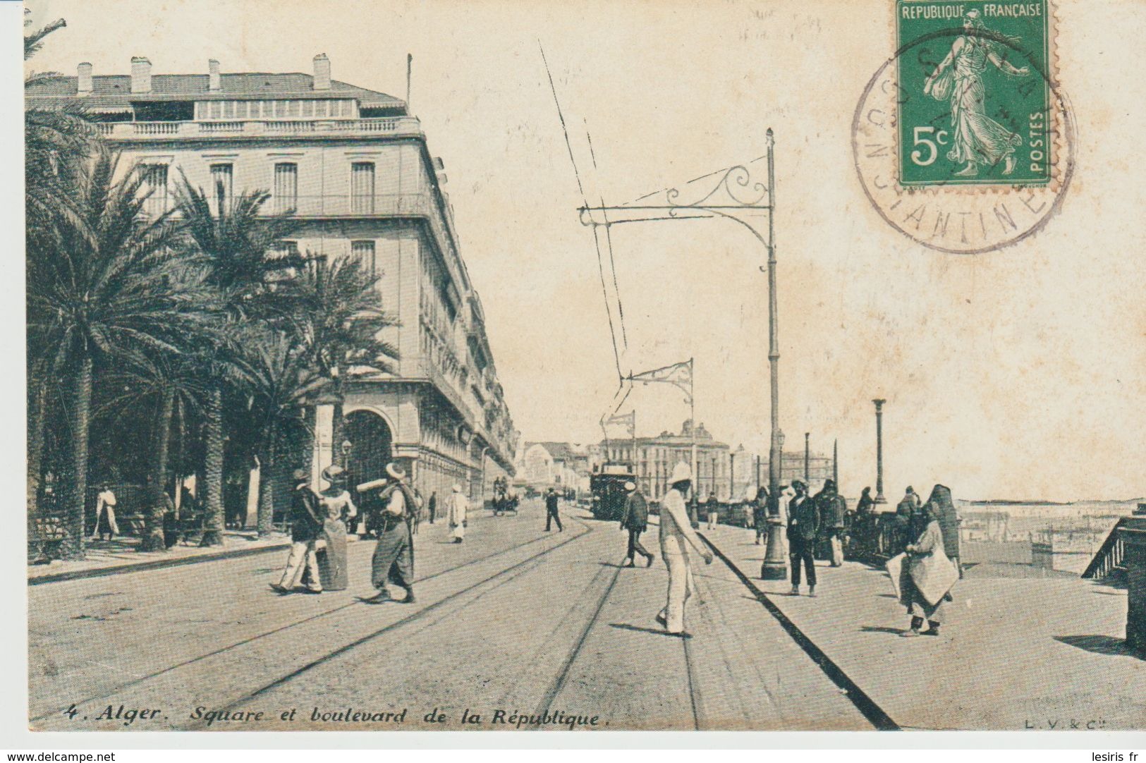 CPA -  ALGER -SQUARE ET BOULEVARD DE LA RÉPUBLIQUE - 4 - L. V. S. - Algiers