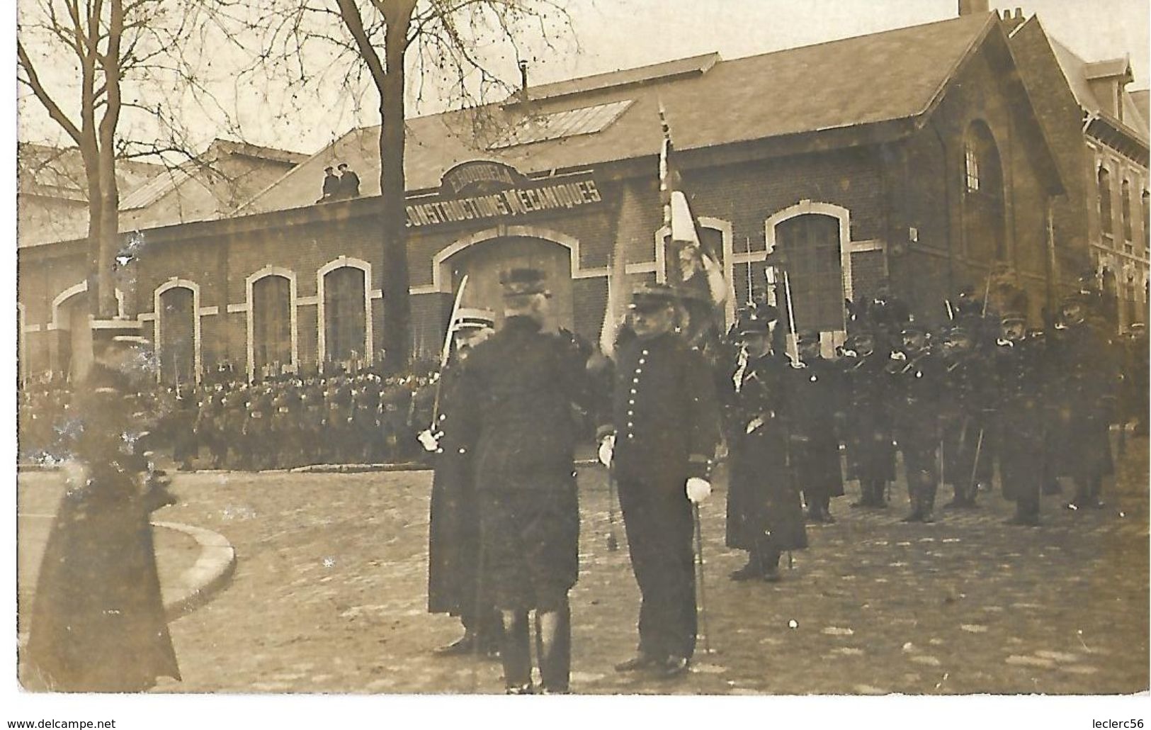 02 ST QUENTIN CARTE PHOTO REVUE DES DECORATIONS 1913 MILITARIA CPA 2 SCANS - Saint Quentin