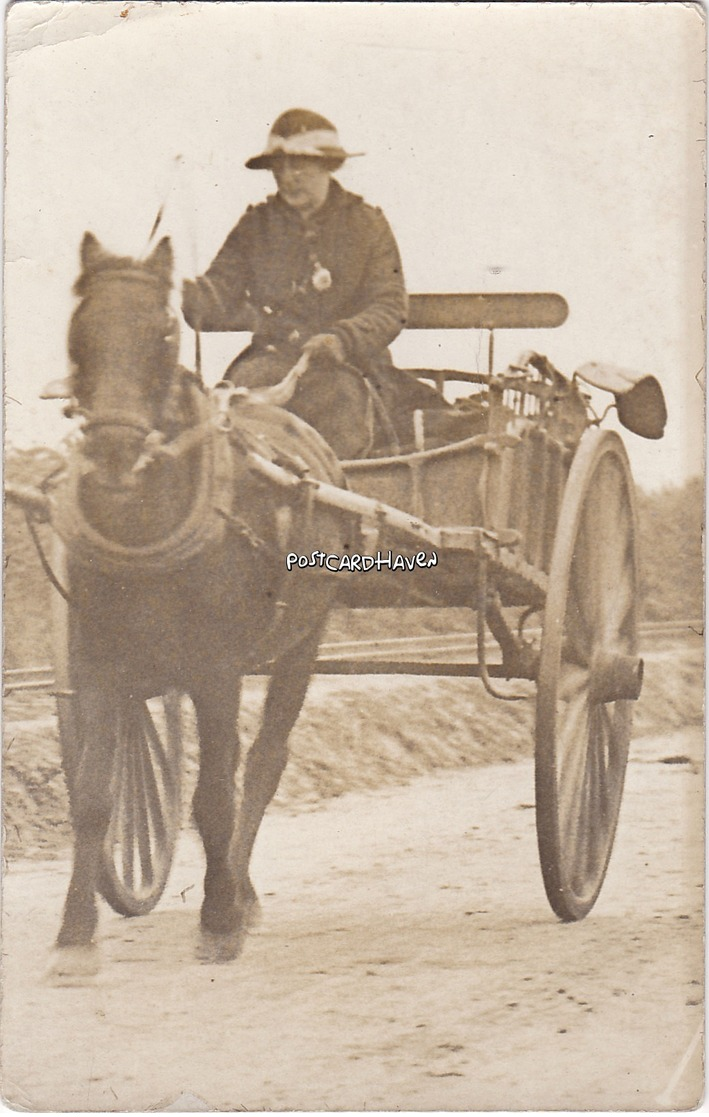 Vintage Real Photo Postcard Of Lady In Horse And Trap. 1919 - Autres & Non Classés
