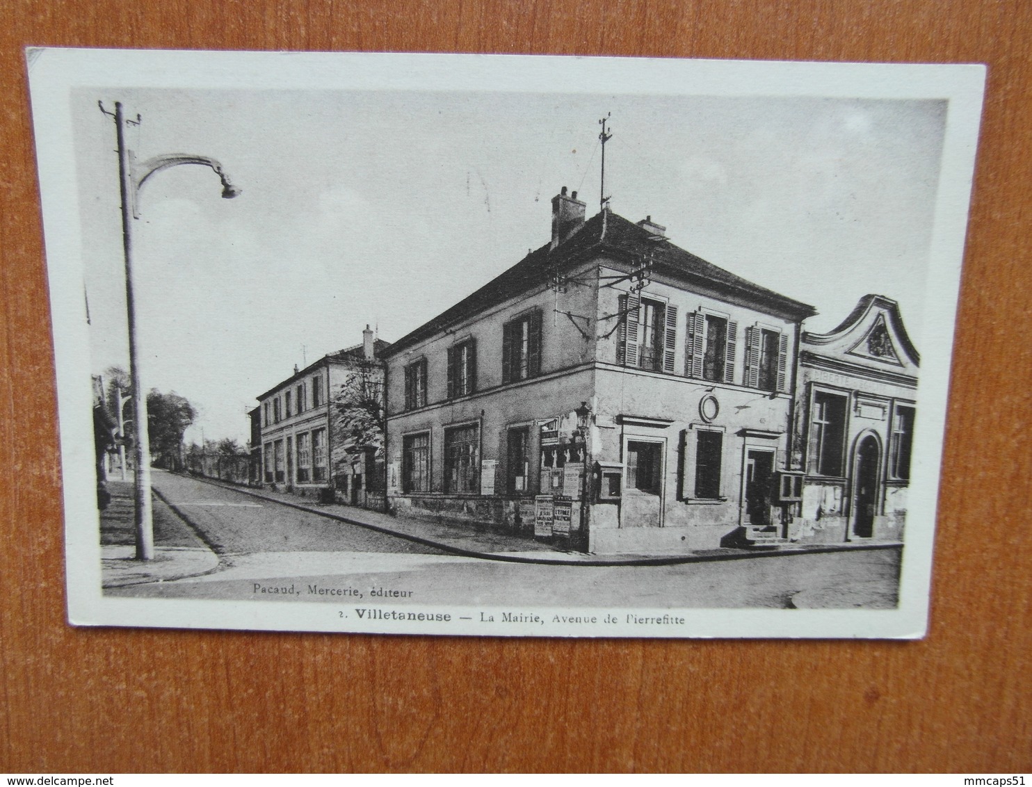 VILLETANEUSE  La Mairie,avenue De Pierrefitte.  Pacaud Mercerie éditeur   93 Seine Saint Denis - Villetaneuse