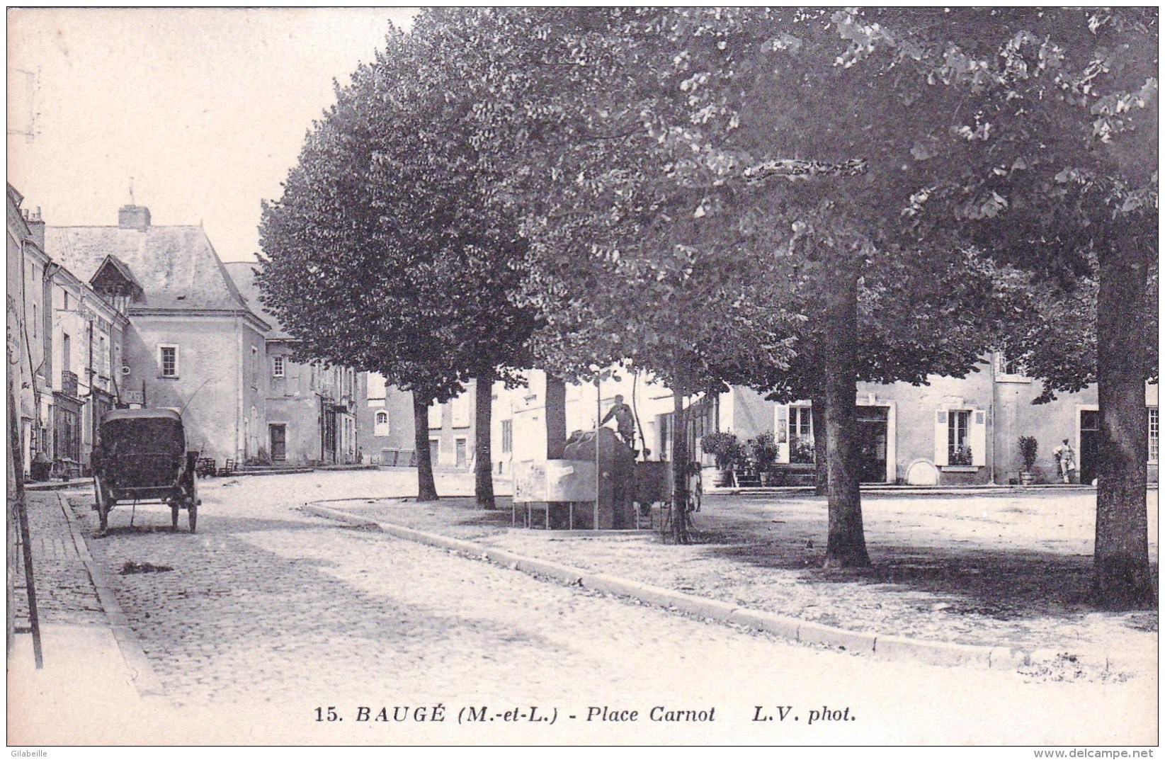 49 - Maine Et Loire -  BAUGE  En ANJOU - Place Carnot - Other & Unclassified