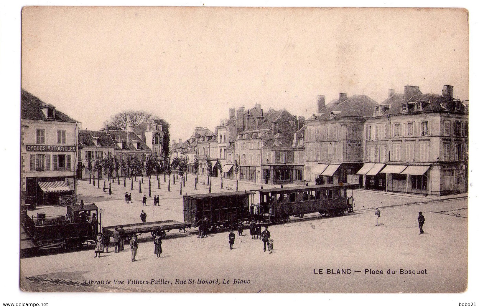 1019 - Le Blanc ( Indre ) - Place Du Bosquet - éd. Vve Villiers-Pailler Au Blanc - - Le Blanc