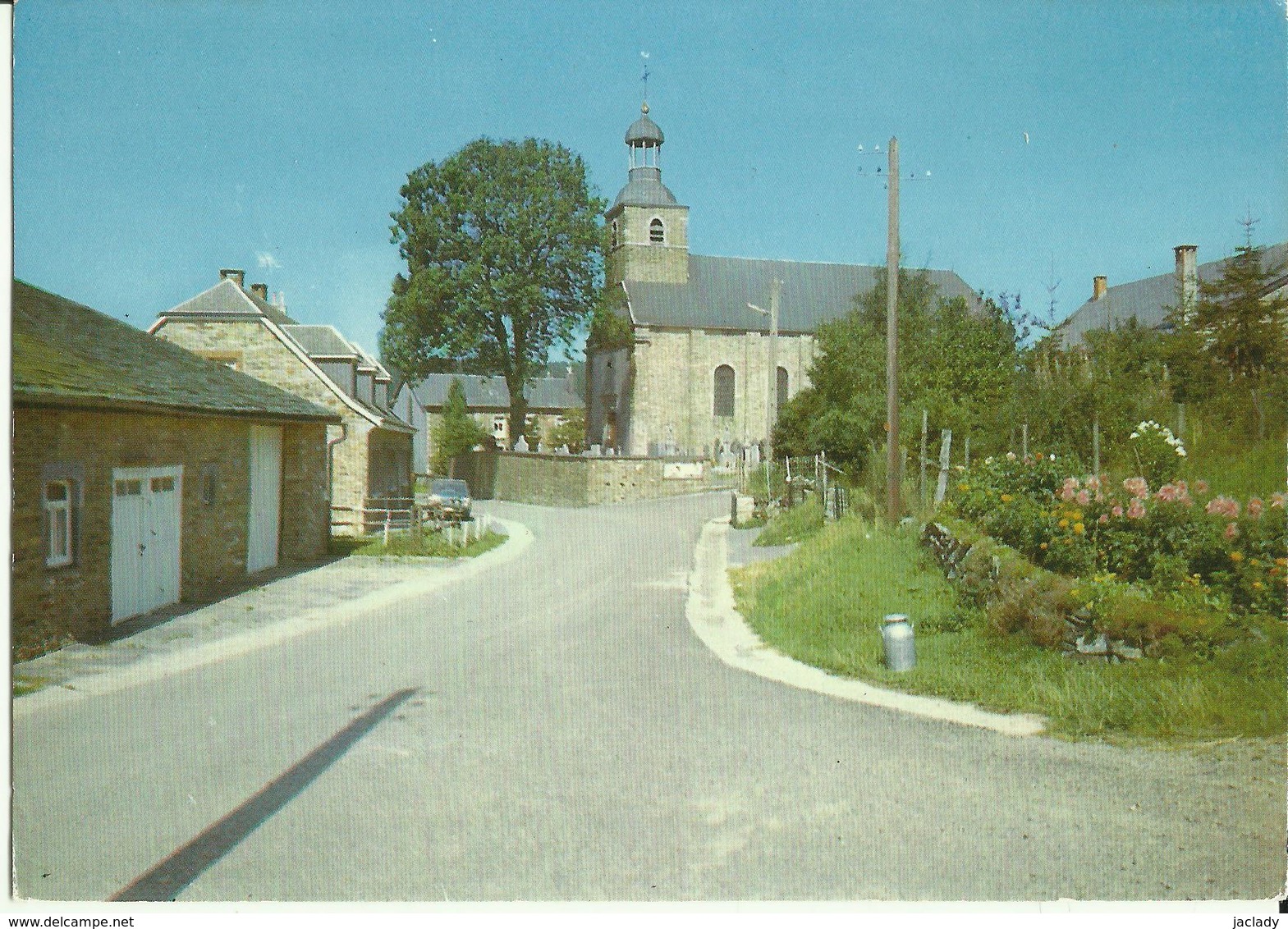 Odeigne -- L' Eglise. (2 Scans). - Manhay