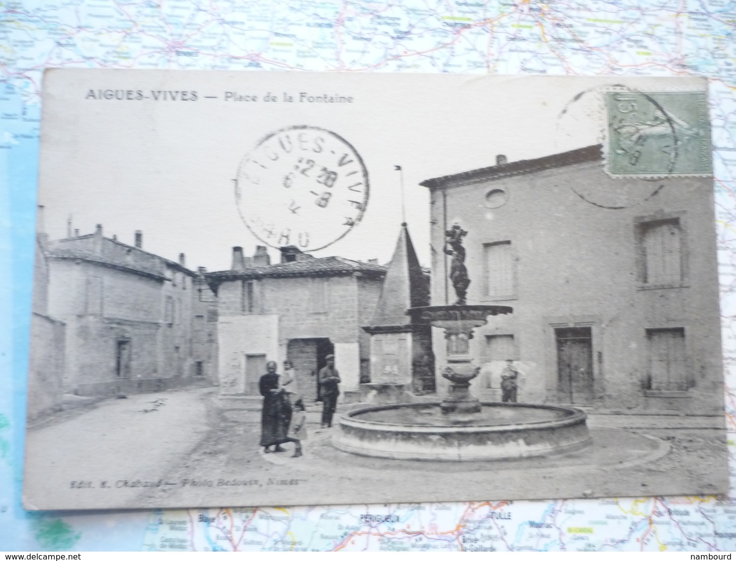 Place De La Fontaine - Aigues-Vives