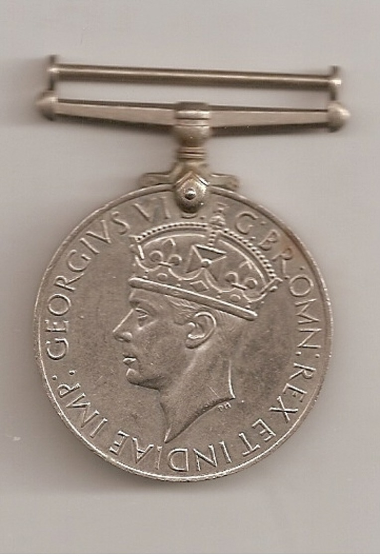 GRANDE BRETAGNE MEDAILLE GEORGES VI - Autres & Non Classés