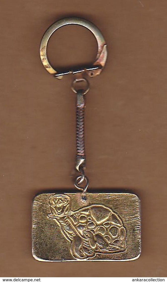 AC - 36th BALKAN ATHLETICS CHAMPIONSHIP 1977 ANKARA 36 CHAMPIONNAT BALKANIQUE D'ATHLETISME KEY RING - Tiro Al Arco