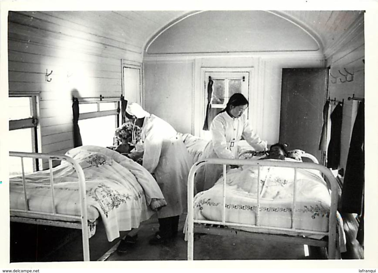 Gd Format -ref  X20- Chine -china - 1956- Photo - Format - Size 15cms X11cms - Health - Hospital - - Places