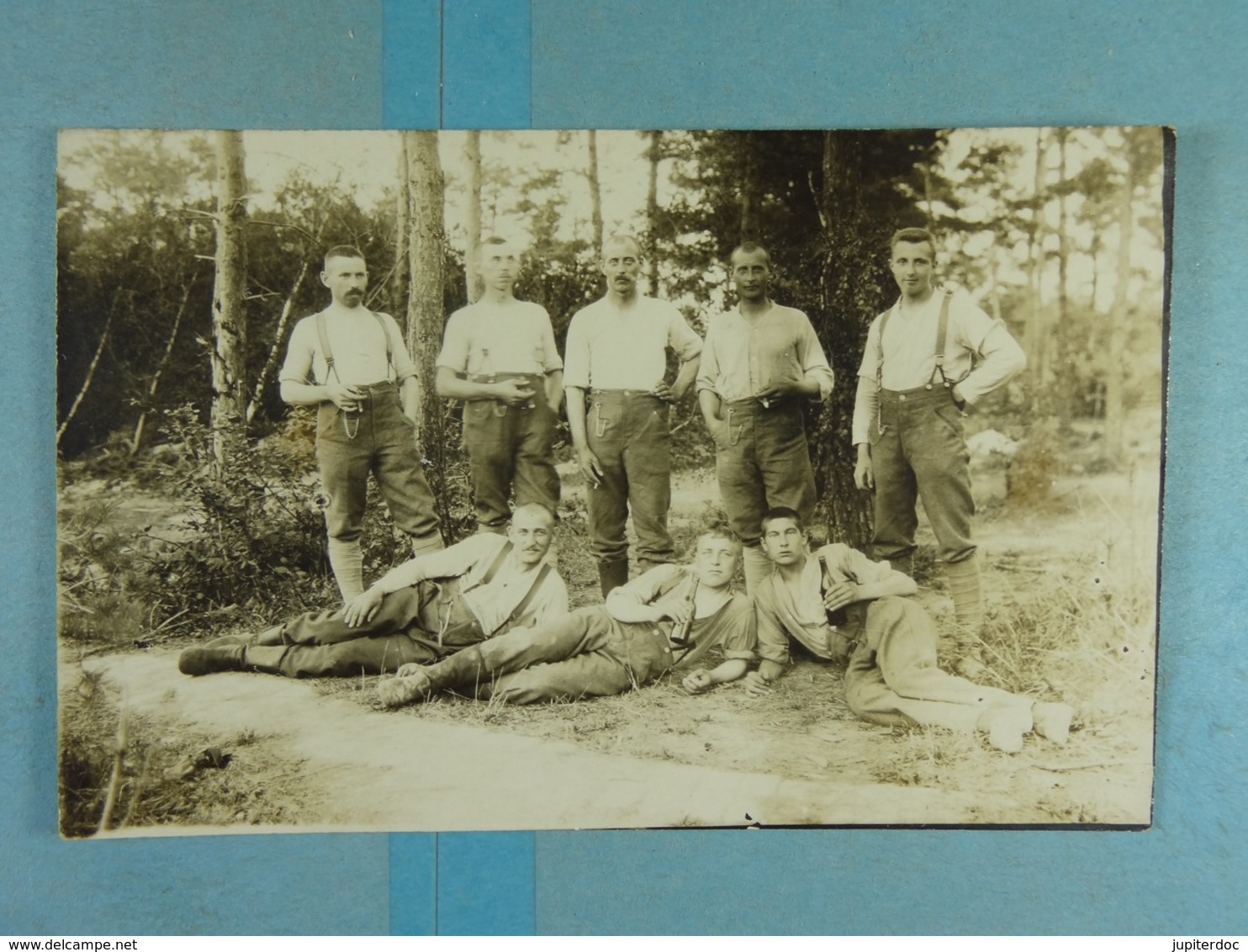 Carte Photo Groupe De Soldats à Couvin Le 11/10/18 - Couvin