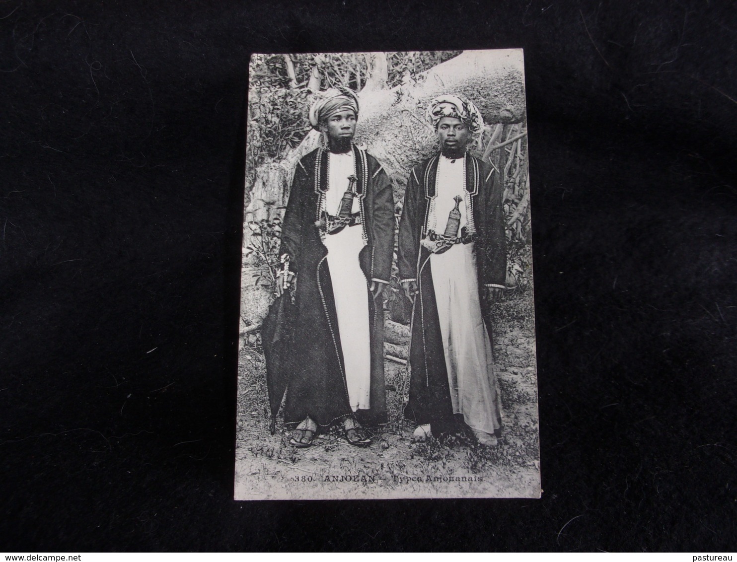 Tirage D' Avant 1903.Comores .Anjouan .Types Anjouanais . Voir 2 Scans . - Comores