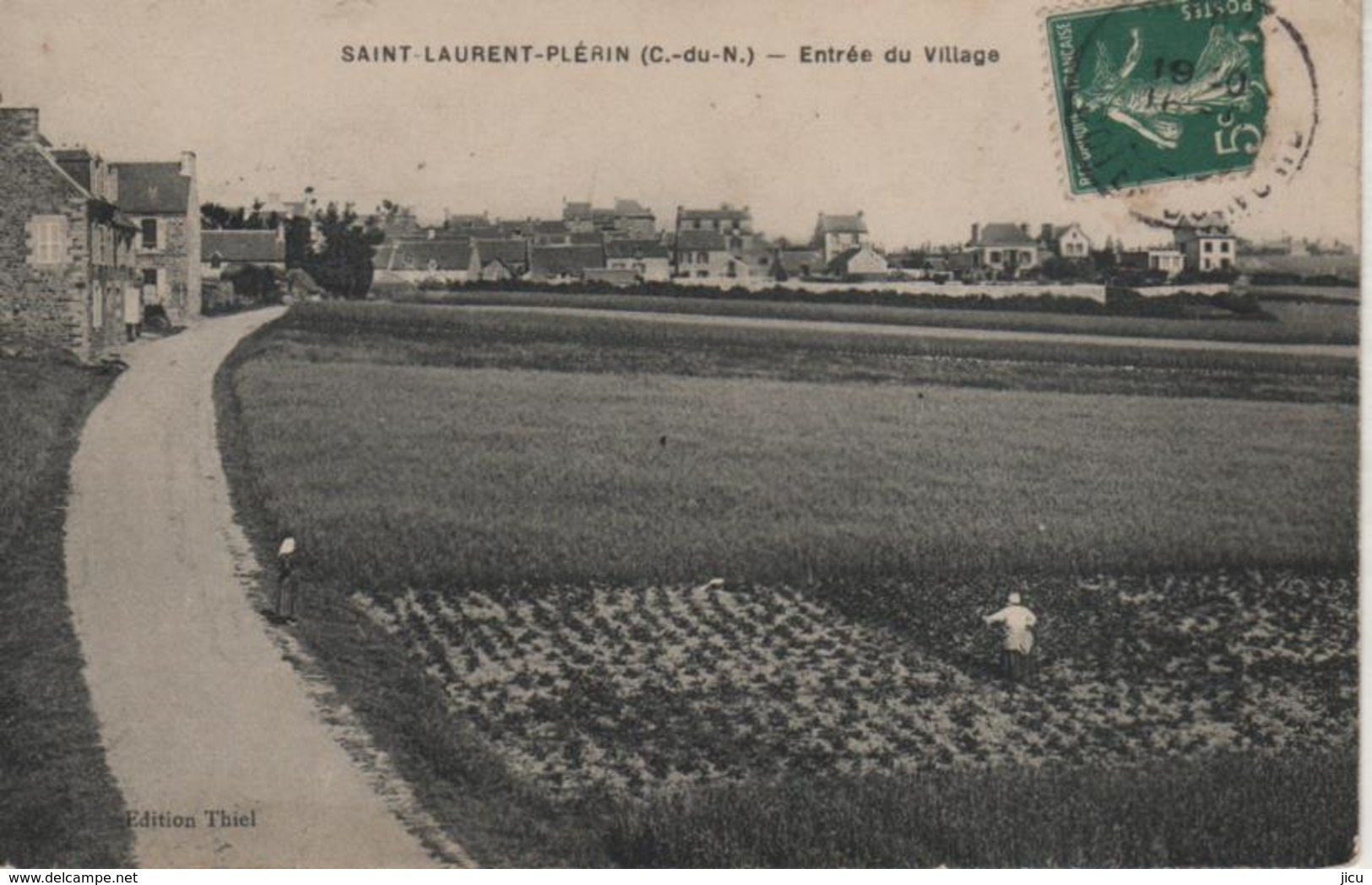 SAINT-LAURENT-PLERIN, Entrée Du Village - édition Thiel - Plérin / Saint-Laurent-de-la-Mer