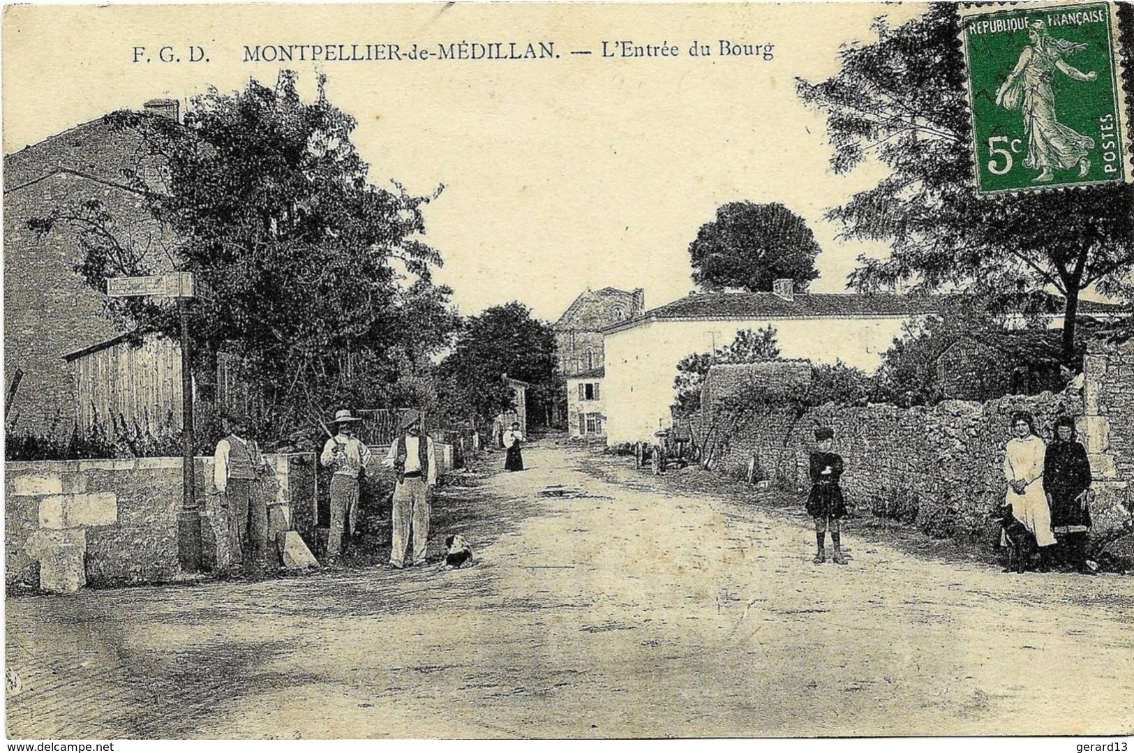 E5 17 MONTPELLIER DE MEDILLAN Entrée Du Bourg 1916 - Autres & Non Classés