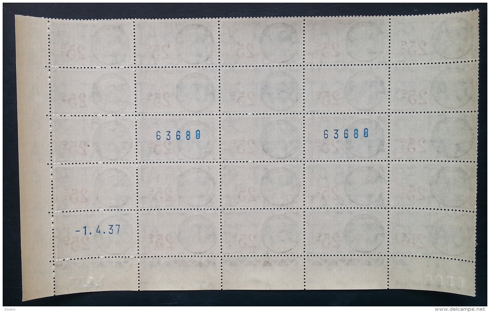 Planche 25 Timbres Fiscaux - 25c - Coin Daté 1.4.1937 - Neufs - Timbres