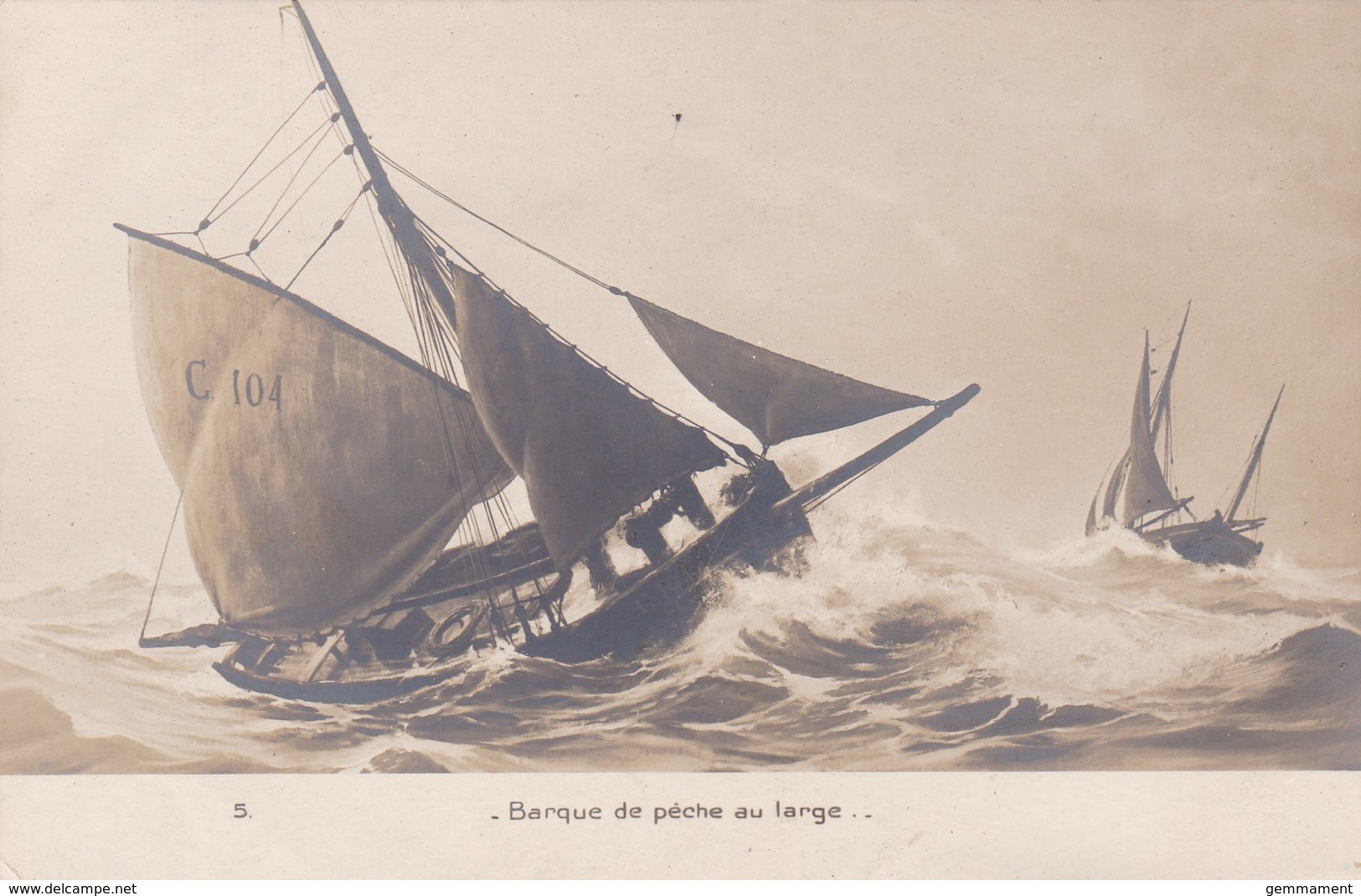 BARQUE DE PECHE AU LARGE - Sailing Vessels