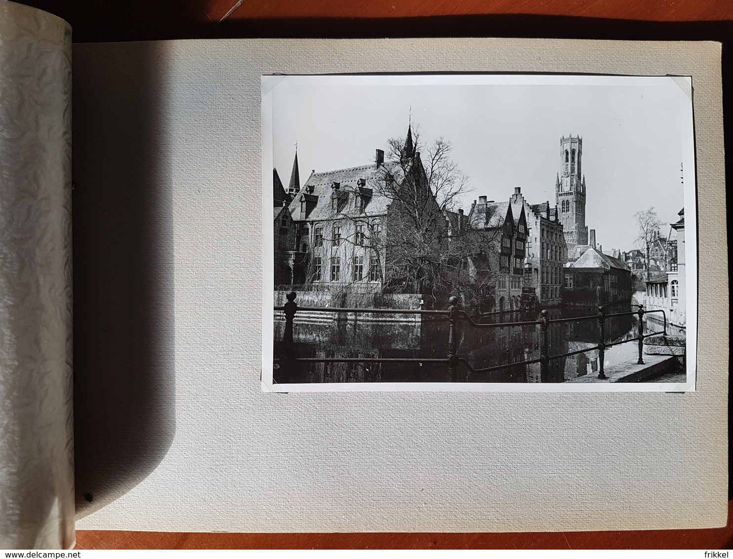 Fotoalbum (20 x 28 cm) Brugge Bruges 1950 met 16 mooie fotos van Brugge (13 x 18 cm) foto album