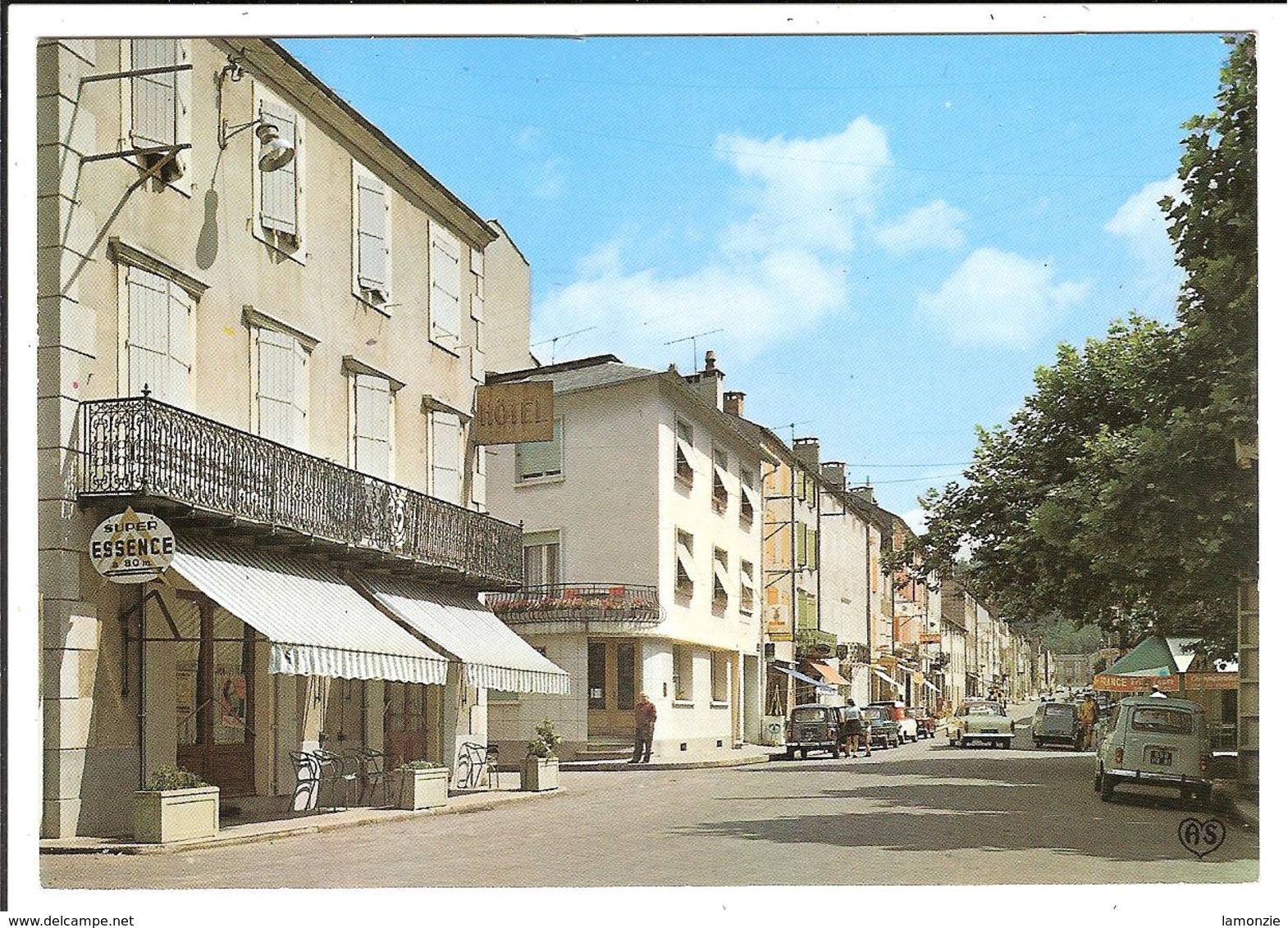 BRASSAC-. Cpsm Couleur  - Allée Du Château.   (scans Recto-verso) - Brassac