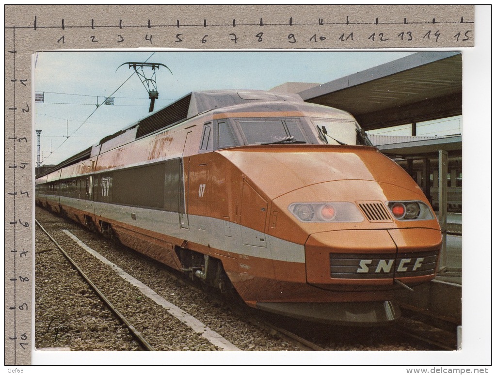 Train à Grande Vitesse (TGV) De La SNCF - Trains