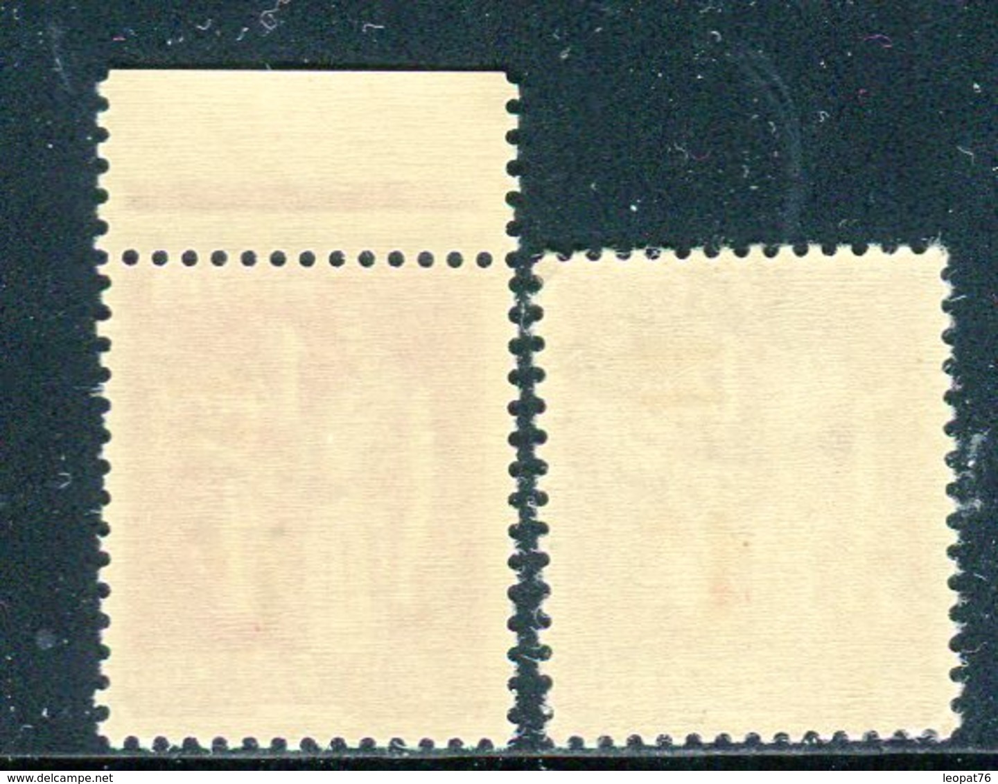 France - N° 484 - 1 Exemplaire Surcharge Déplacée + 1 Exemplaire Normal, Neufs ** - Ref VJ32 - Unused Stamps