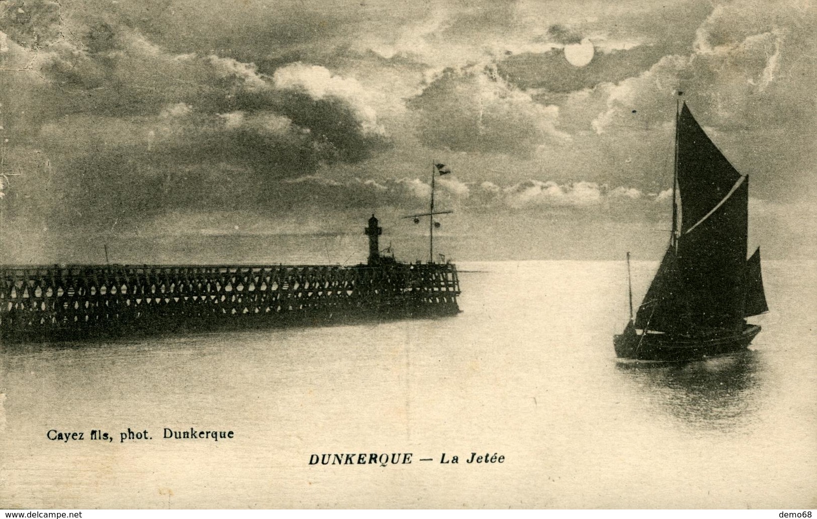 DUNKERQUE  CPA 59 NordLa Jetée  Photo Cayez Dunkerque - Dunkerque