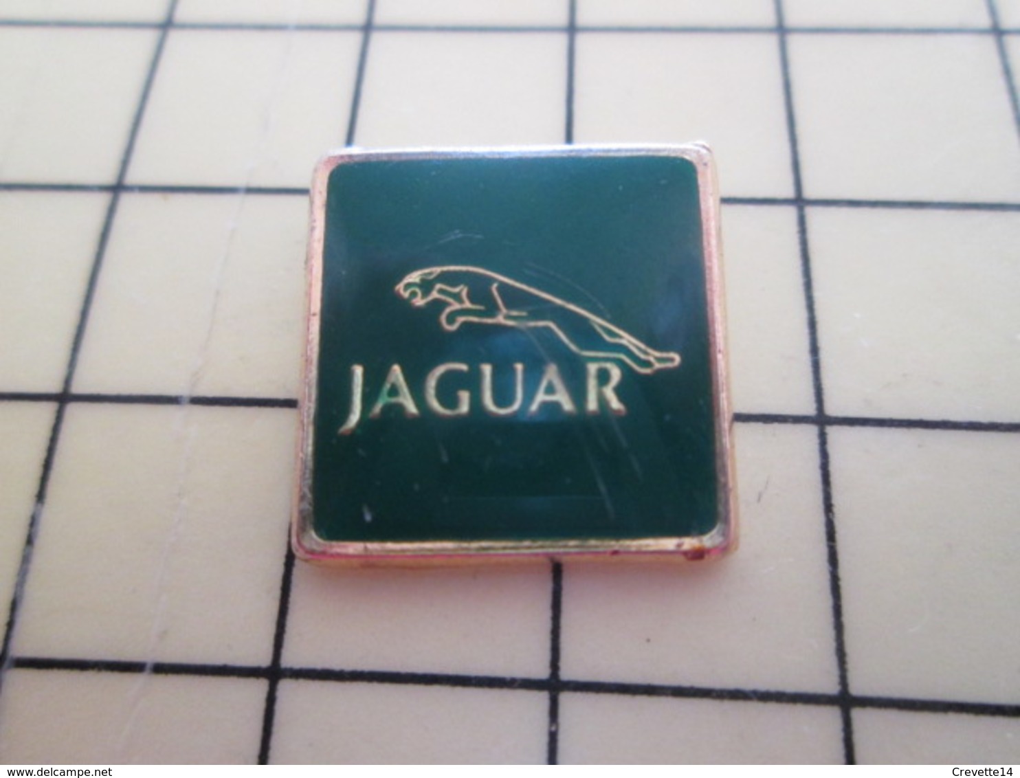 Pin813F Pin's Pins / Beau Et Rare / AUTOMOBILE : LOGO DE LA MARQUE JAGUAR - Jaguar