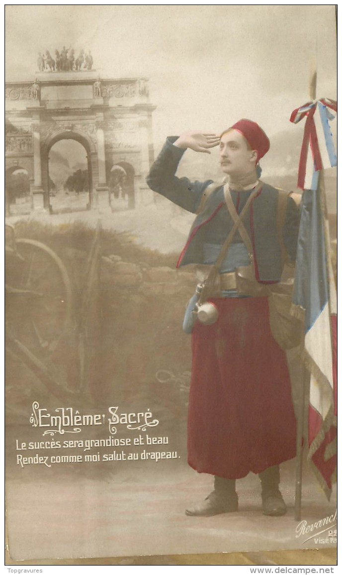 CP EMBLEME SACRE - ZOUAVE AVEC DRAPEAU SALUANT - Patriotiques