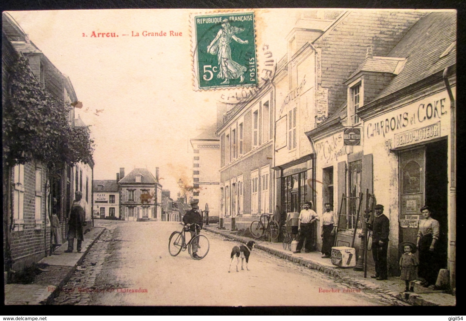 28   RARE  ARROU   La Grande Rue "CYCLES CHARBONS COKE"  1909 - Autres & Non Classés