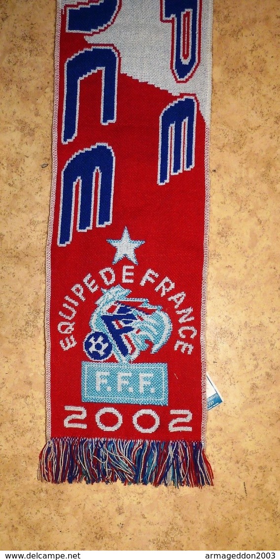 VERITABLE ECHARPE FOOTBALL EQUIPE DE FRANCE 2002 / NO COPIE LICENCE OFFICIELLE - Kleding, Souvenirs & Andere