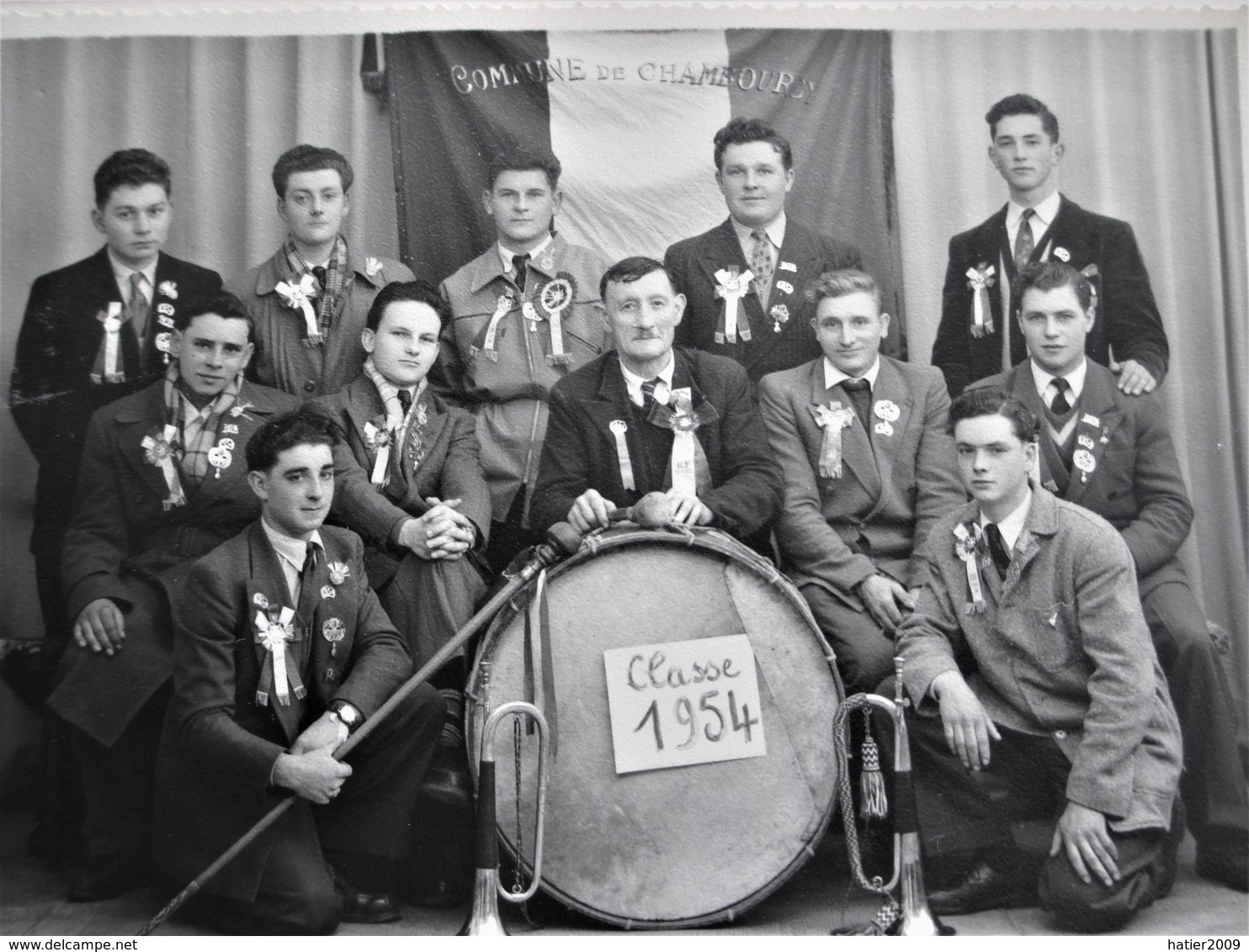 Photo CHAMBOURCY Conscrits De La Classe 1954 Avec Drapeau - Chambourcy