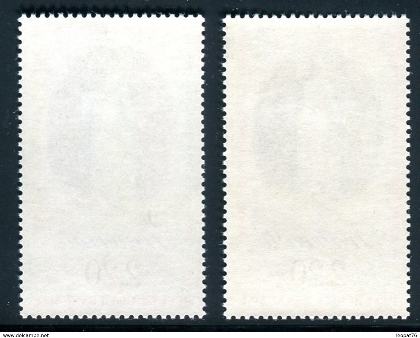 France - N° 2575 - 1 Exemplaire Bleu Pâle + 1 Normal , Neufs ** - Ref VJ116 - Nuovi