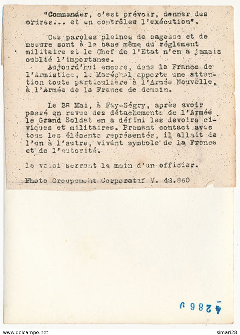 MARECHAL PETAIN - LE 28 MAI A FAY-SEGRY APRES AVOIR . - AVEC EXPLICATION AU DOS DE LA PHOTO ( DIM 13  X 18 ) - Persone Identificate