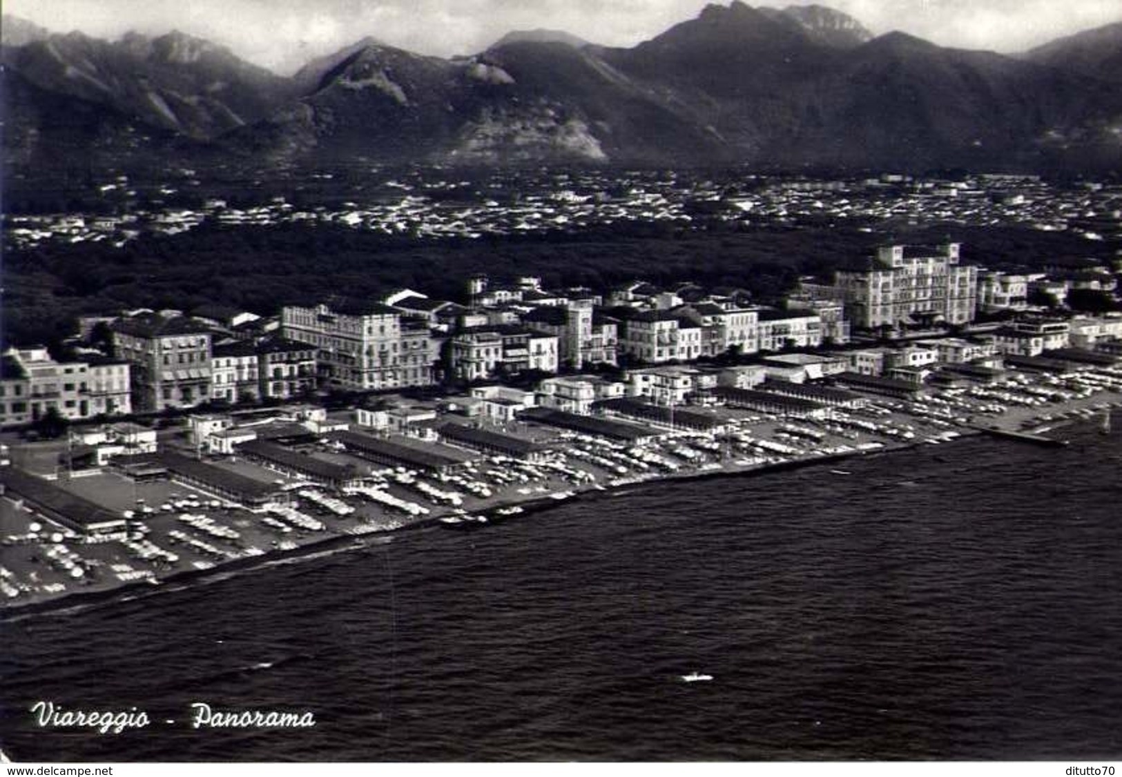 Viareggio - Panorama - Formato Grande Viaggiata Mancante Di Affrancatura – E 5 - Viareggio