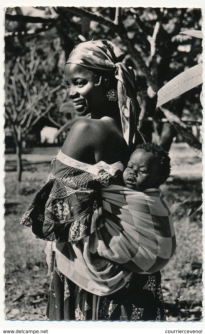 CPSM - Afrique Noire - Mère Et Enfant - Oblit De Brazzaville (Congo) - Brazzaville