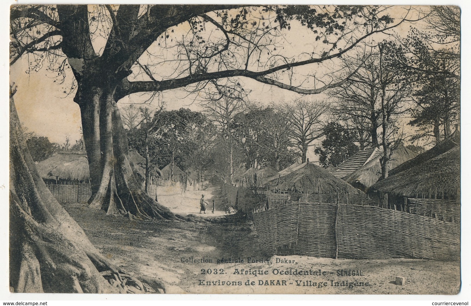 CPA - Afrique Occidentale - Sénégal - Environs De Dakar, Village Indigène - Senegal