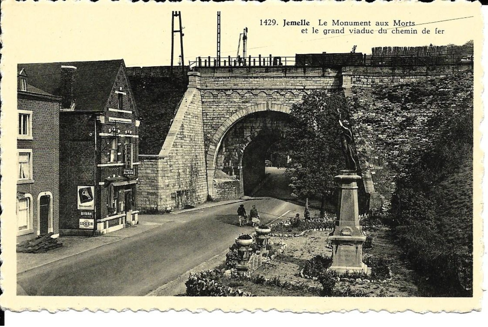 Rochefort 1429 Jemelle Le Monument Aux Morts Et Le Grand Viaduc Du Chemin De Fer - Rochefort