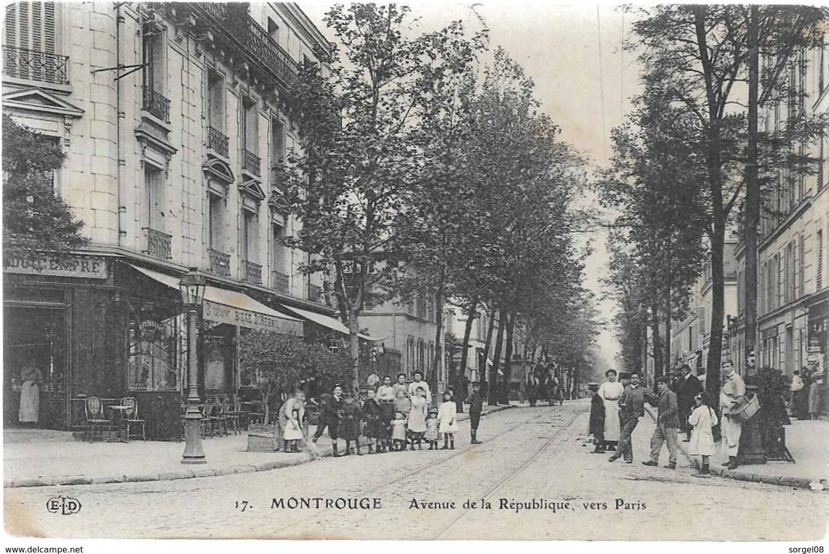 92 MONTROUGE Avenue De La République Vers Paris Belle Animation - Montrouge